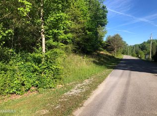 Cove Dr, Harriman, TN 37748