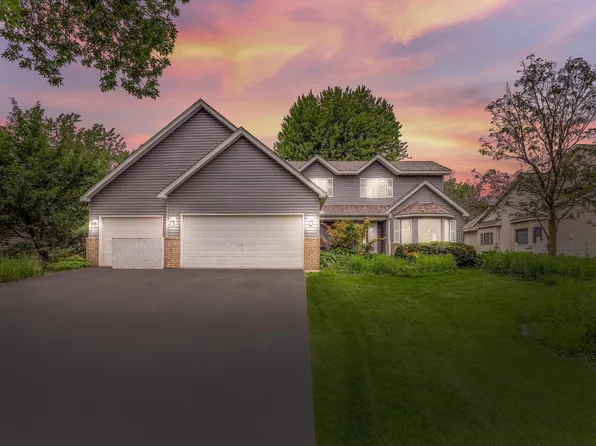 3738 Sunbury Dr, Woodbury, MN 55125
