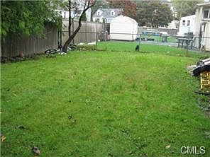 2nd image of 6 Avenue C