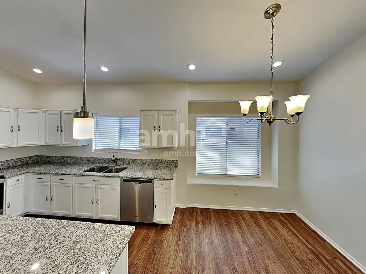 4 bed, 2.0 bath, 1521 sqft, $1,855 — Photo 4