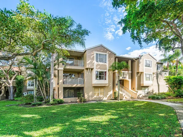 1885 Palm Cove Boulevard #10-207, Delray Beach, FL 33445