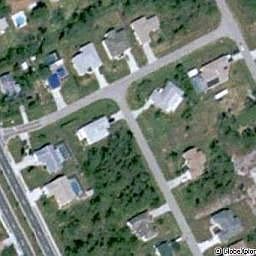 1st image of 1812 SE Aires Ln