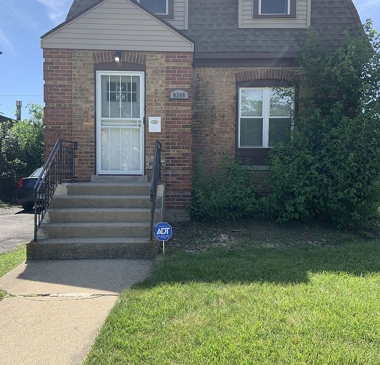 1st image of 9300 S Francisco Ave