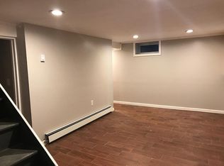 62 Macon Dr, Bridgeport, CT 06606