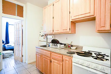 Rented by City Connections Realty