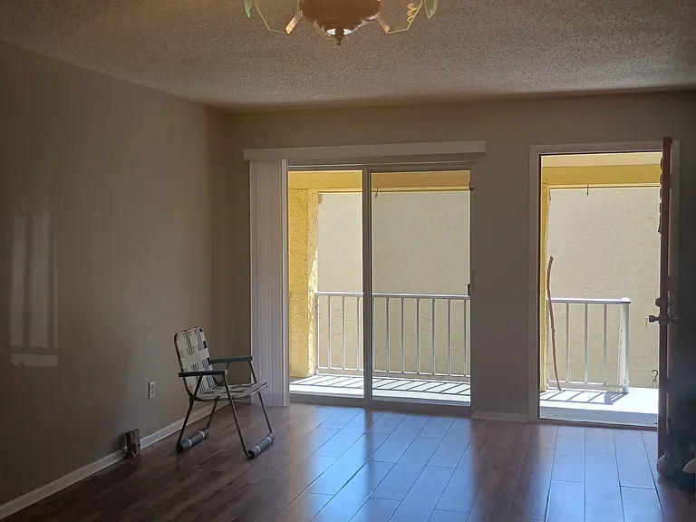 7523 Dolonita Dr — Photo 16