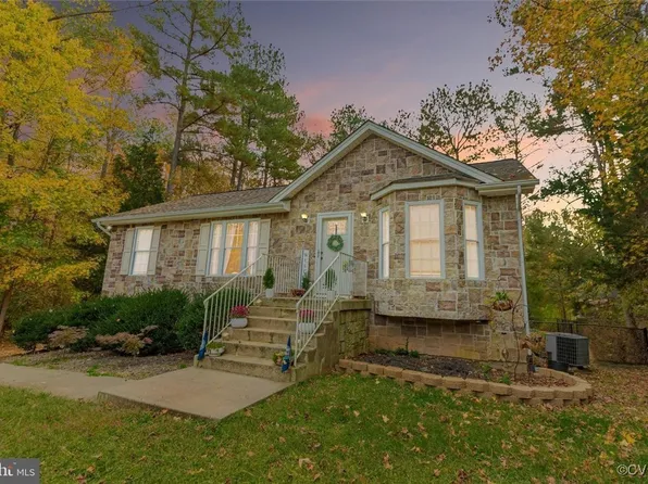 229 Admiral Dr, Ruther Glen, VA 22546