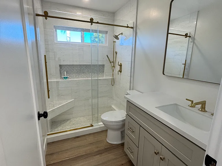 8 N Madrid Ave — Photo 12