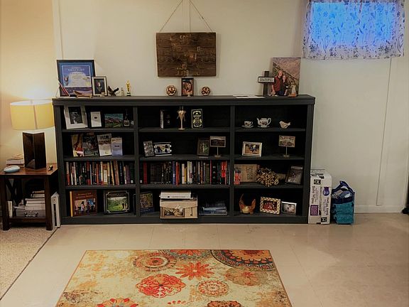 Large Bookshelves Storage Stays