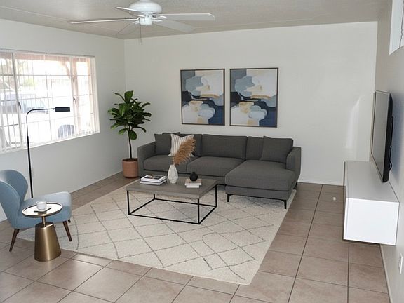 3rd image of 1019 W Romo Jones St