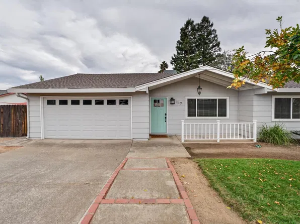 117 Perraud Dr, Folsom, CA 95630