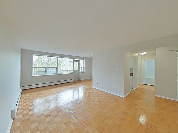 4th image of 42 Gulliver Rd #303
