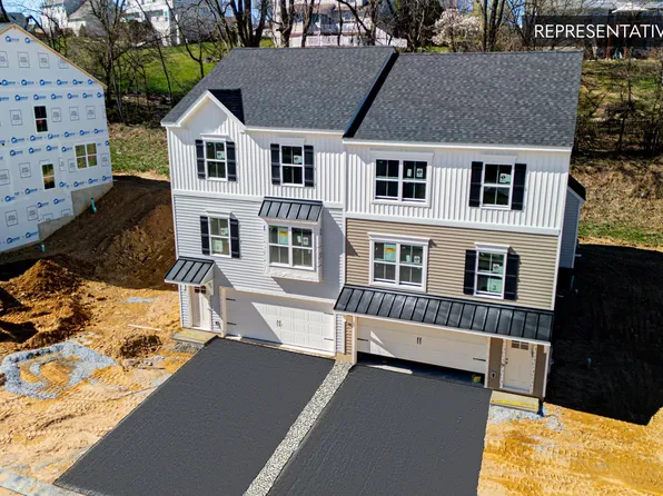 17995 Dave Anne Cir #5, Stewartstown, PA 17363