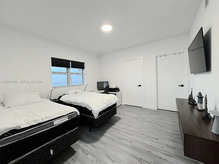 14951 Royal Oaks Ln #1708 — Photo 11