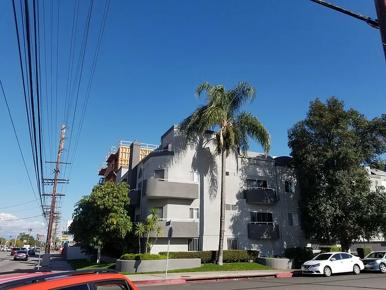 Vanowen St — Photo 25