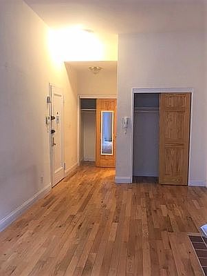 2nd image of 159 W 95th St APT 1F