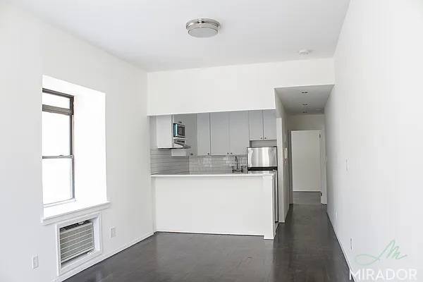 Rented by Mirador Real Estate | media 10