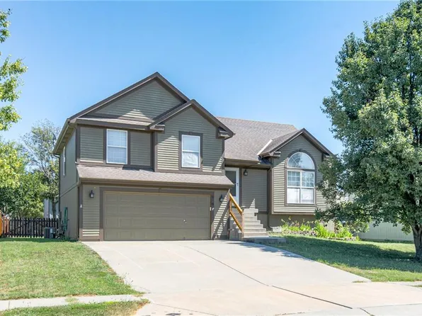 679 S Sumac St, Gardner, KS 66030