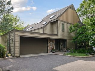 1272 Tealwood Pl, Long Lake, MN 55356