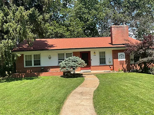 1116 E Parkedge Ln Photo 1