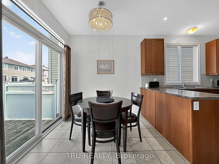 200 Celtic Ridge Cres — Photo 16