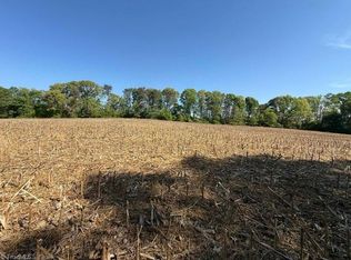 1828 Casstevens Rd, Yadkinville, NC 27055