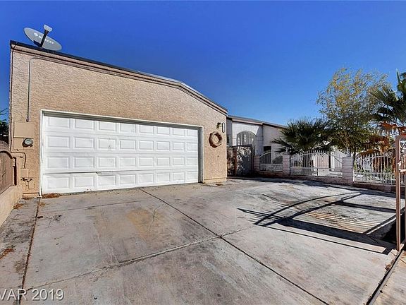 2nd image of 3624 Elegant Saint Ct