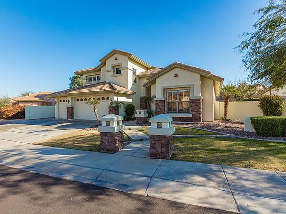 4th image of 1541 E Indigo Dr