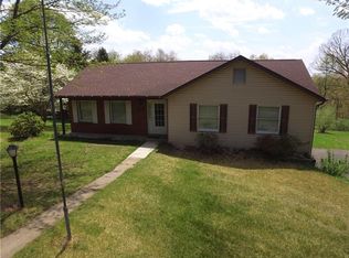 326 Evans Rd, Zelienople, PA 16063