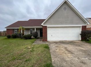 9059 Triple Crown Loop W, Southaven, MS 38671