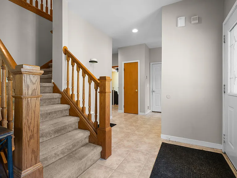 254 Hunters Trl — Photo 15