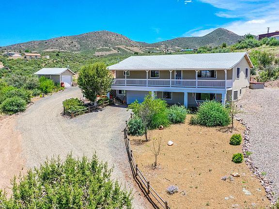 4th image of 2927 Mingus Mountain Ln