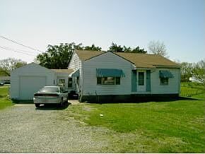 3055 Maple Ave.