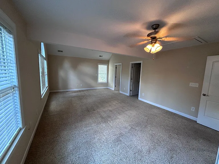 4540 Pebble Lake Dr — Photo 55