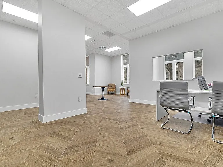 Modern Design for Maximum Focus