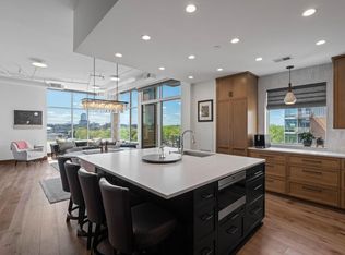 100 2nd St SE UNIT A560, Minneapolis, MN 55413