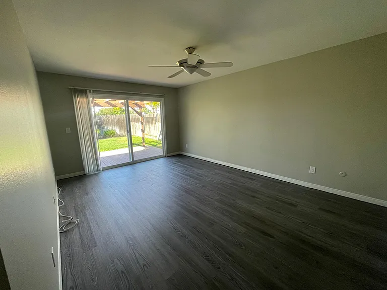 1046 McMahr Rd — Photo 6