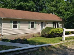 44 Flanders Rd, Hewitt, NJ 07421