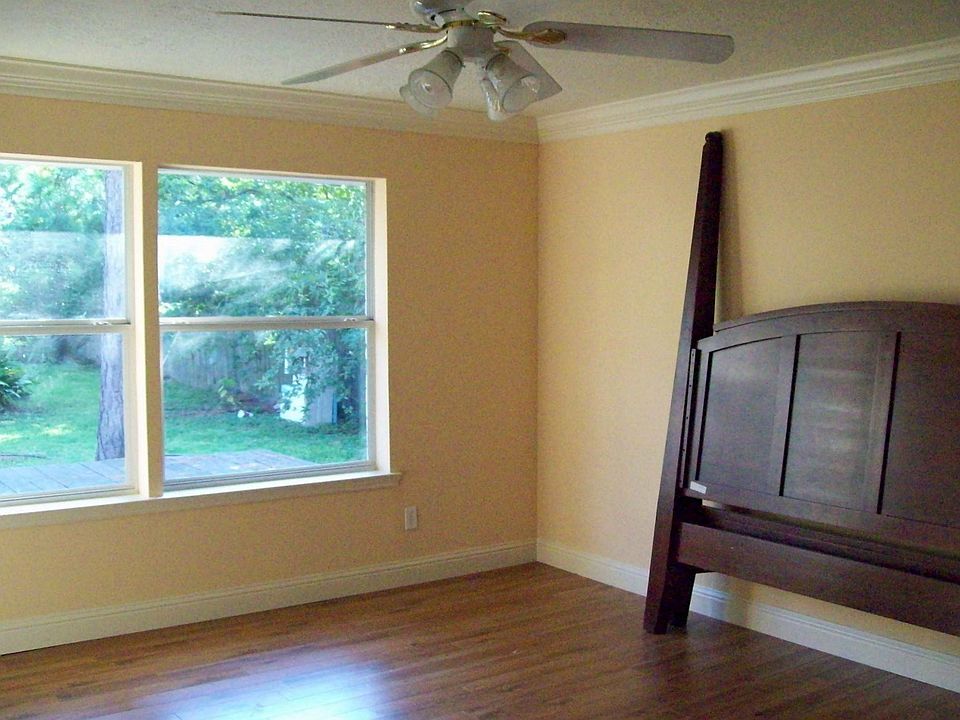 2nd image of 7803 Sands Point Dr
