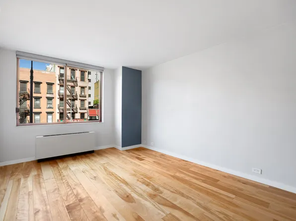393 West 49th Street 2M image 3 of 15