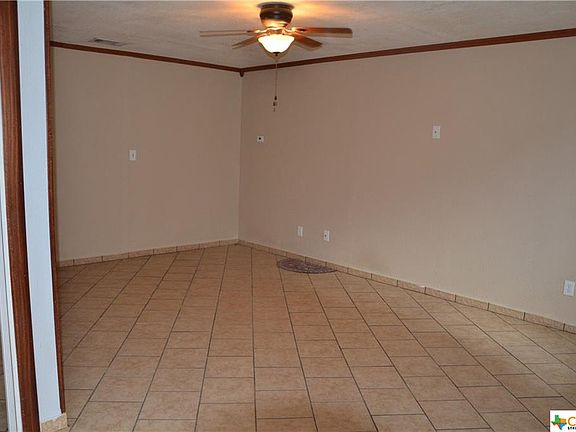 4th image of 1711 Hooten St