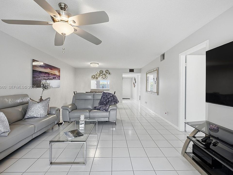1st image of 1300 SW 125th Ave APT 406K