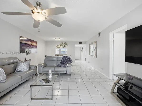 1300 SW 125th Ave APT 406K, Pembroke Pines, FL 33027