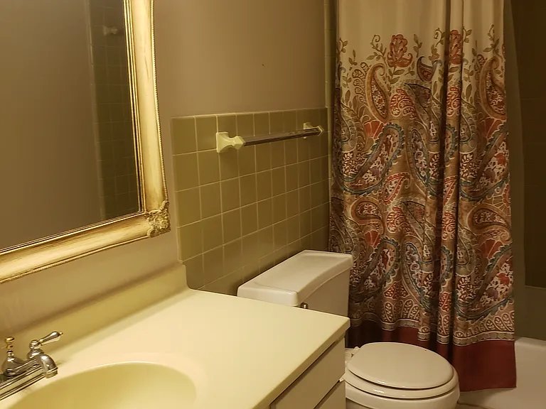 1319 W Daytona Dr #1 — Photo 10