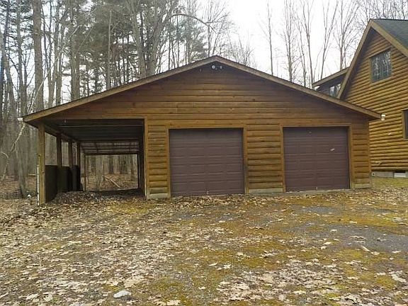 3rd image of 2225 Whispering Pines Ln