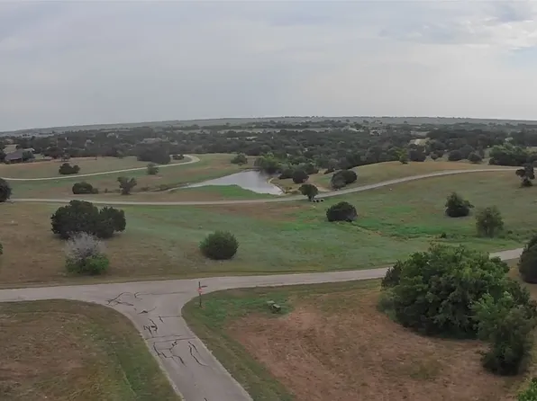 7445 Royal Winchester Dr, Cleburne, TX 76033