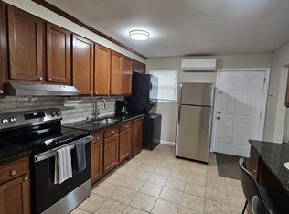 220 Rogers Ave APT B, Norfolk, VA 23505