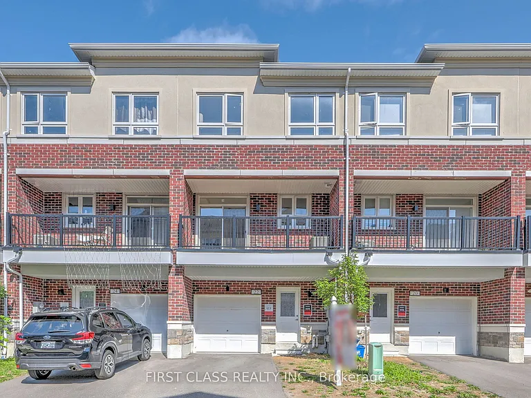 22 Massachusetts Ln — Photo 1