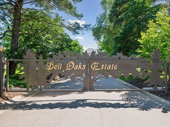 11044 Bell Oaks Estate Rd, Eden Prairie, MN 55347