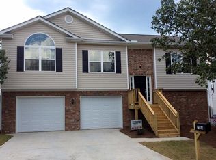 2545 Willow Way Dr, Lithonia, GA 30058